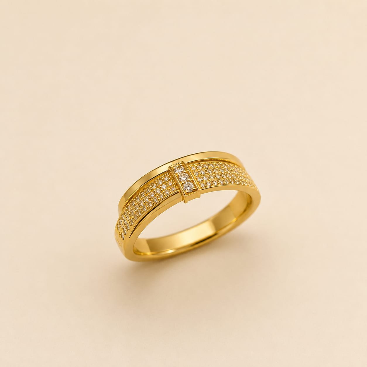 Luxury Crystal Gold Band Ring